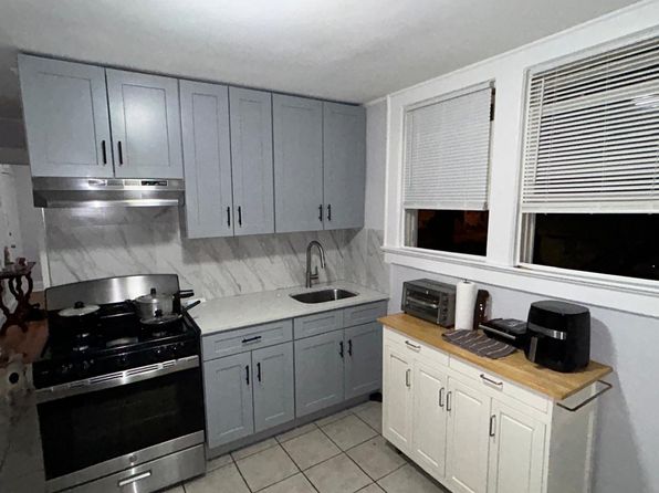 182 Burkley Pl APT 2
