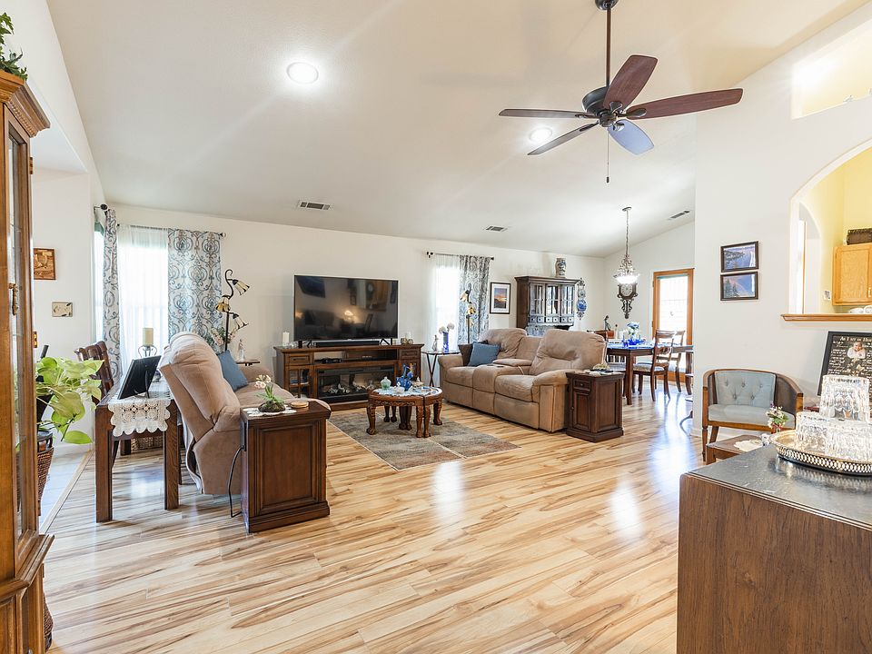 Grand room