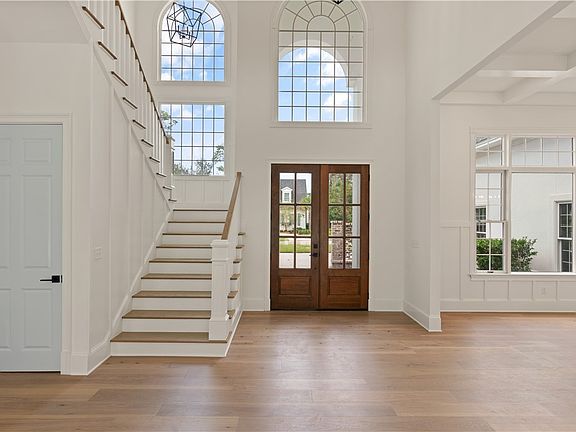 4th image of 304 Carnoustie