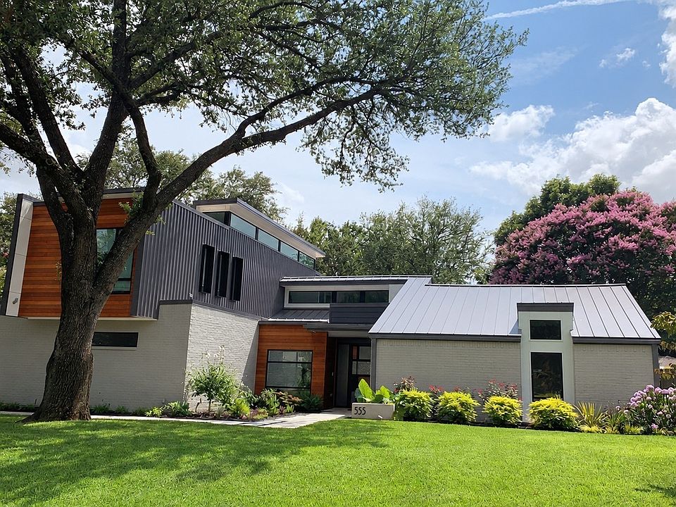 1st image of 555 Arbor Brook Ln