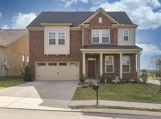 4800 Genoa Dr, Mount Juliet, TN 37122
