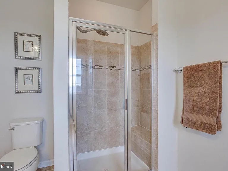 42707 Wardlaw Ter — Photo 23