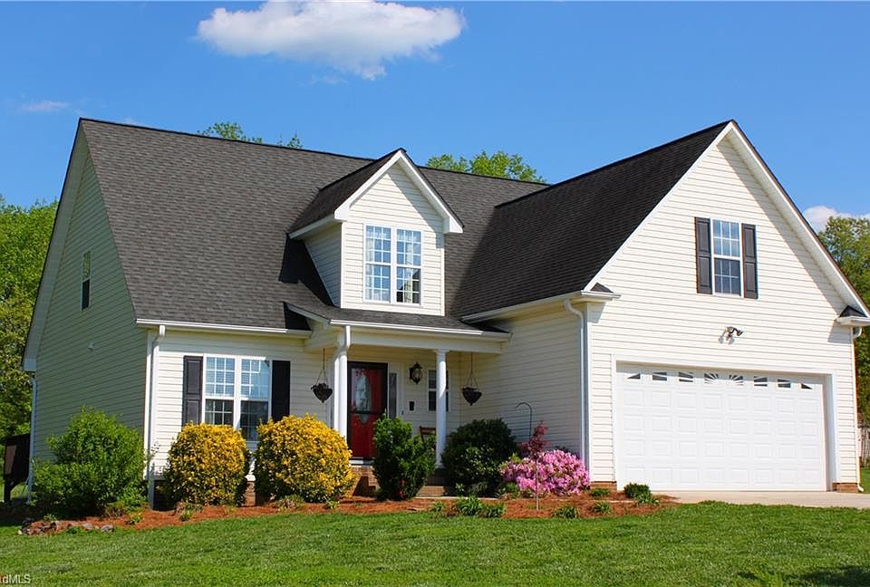 1st image of 112 Carley Ln