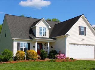 112 Carley Ln, Lexington, NC 27295