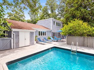 61 Edwards Hole Rd, East Hampton, NY 11937
