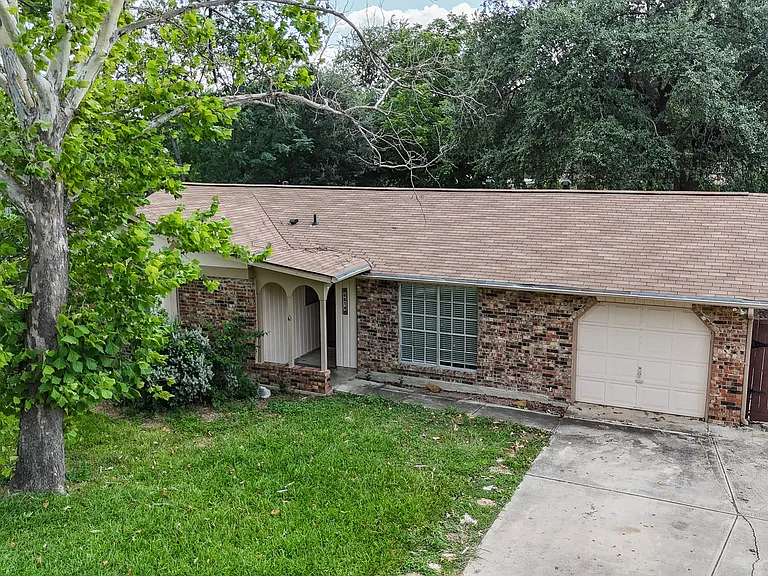 6614 Peachtree Dr — Photo 4