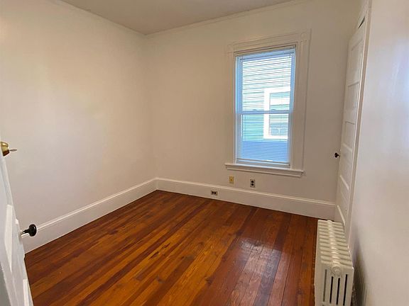 5th image of 24-26 Valentine St #2