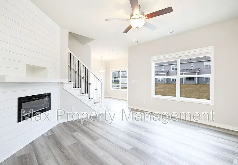 211 NE Whitetail Ln — Photo 23