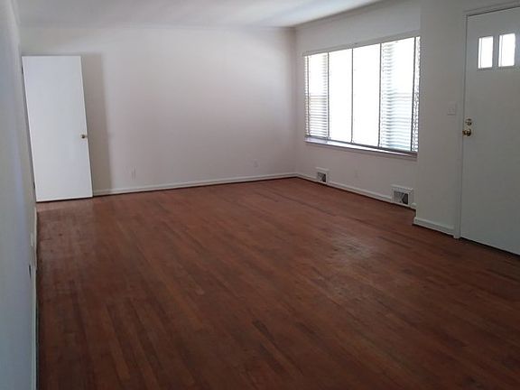 2nd image of 121 Beall Springs St