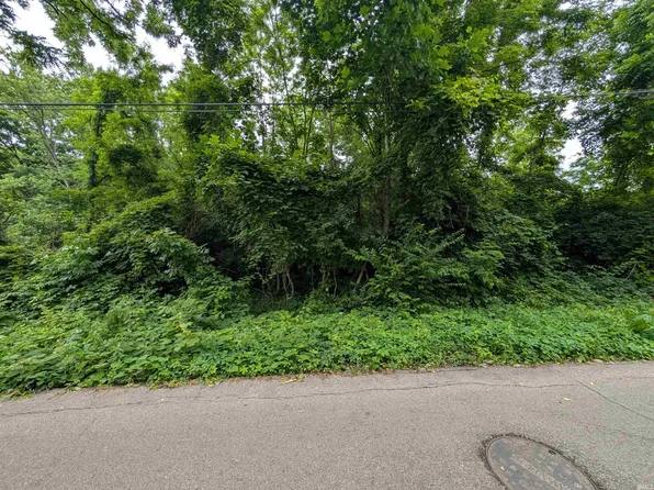 W 15th St, Bloomington, IN 47404