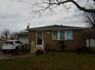 114 Suzette Dr, Cheektowaga, NY 14227