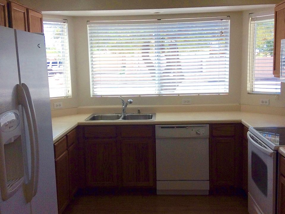 1st image of 8504 N 107th Ln