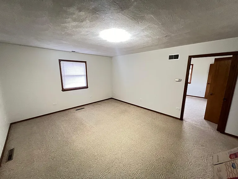1085 W State Highway Cc — Photo 17