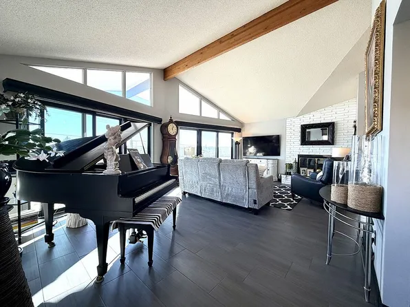 27 Prospect Dr, Great Falls, MT 59405