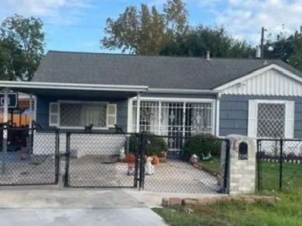 209 Connie St, Houston, TX 77076