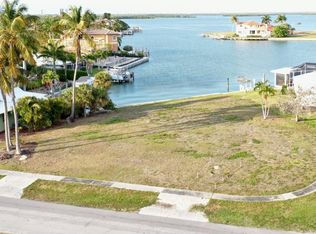 701 Fairlawn Ct, Marco Island, FL 34145