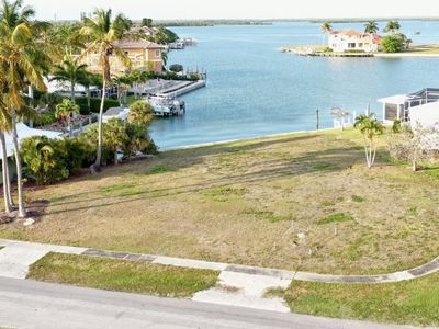 701 Fairlawn Ct, Marco Island, FL, 34145