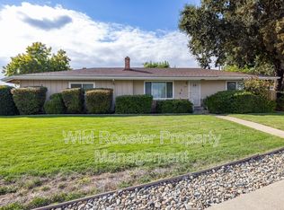 7256 S Land Park Dr, Sacramento, CA 95831