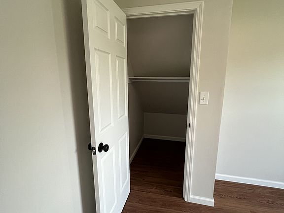 3rd image of 11 Dellinger Ave