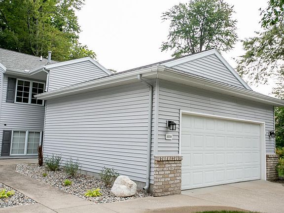 2nd image of 1030 Hidden Creek Dr