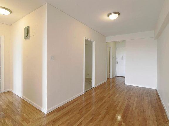 4th image of 9830 67th Ave APT 6A