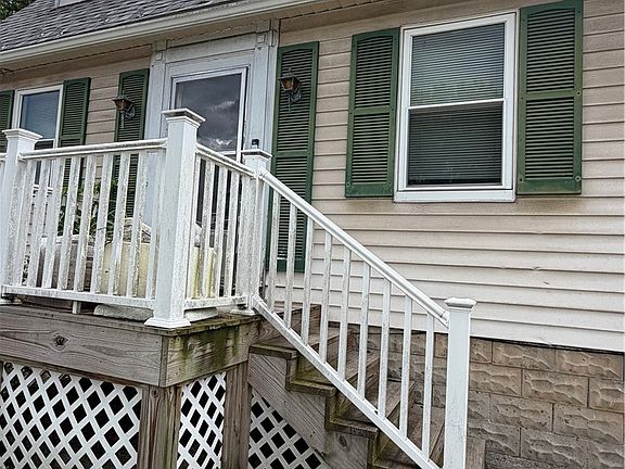 3rd image of 9428 Glendale Rd