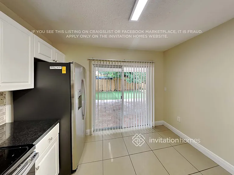 16099 SW 138th Pl — Photo 9