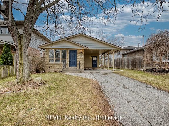 2nd image of 116 Hillview Rd