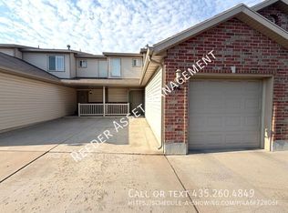 652 W 800 N APT 94, Clinton, UT 84015
