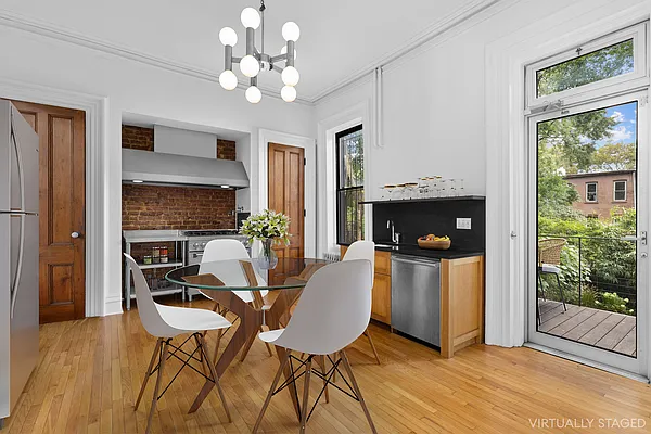 Rented by Compass | media 27