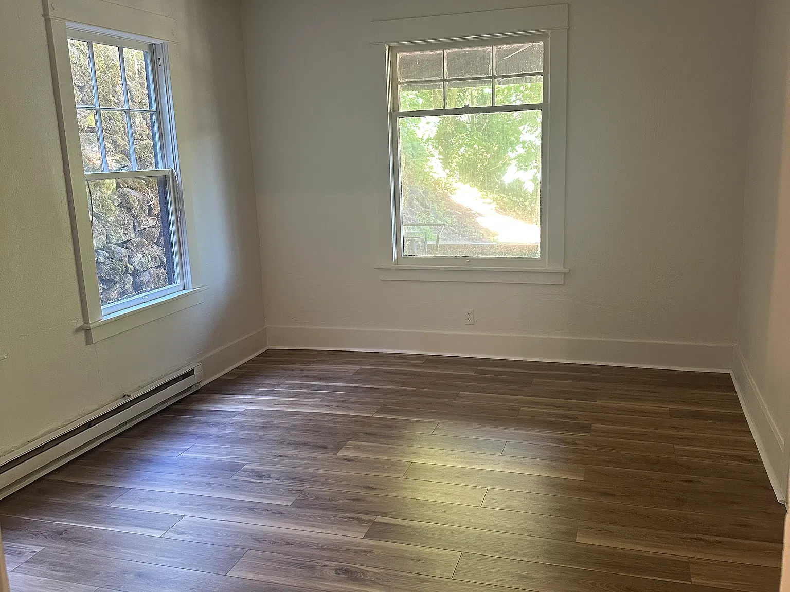 1016 Center St — Photo 3