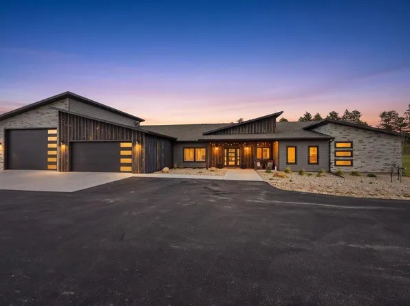 11805 Valley View Cir, Spearfish, SD 57783