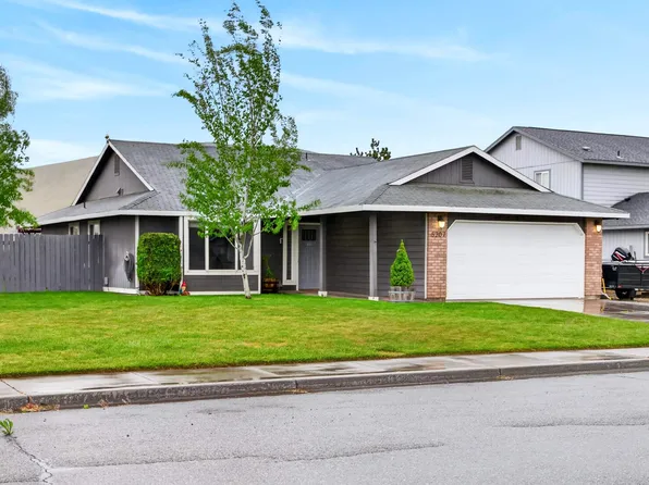 5207 Holly Way, West Richland, WA 99353