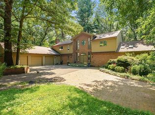 7129 Lakeridge Pl, Kalamazoo, MI 49009