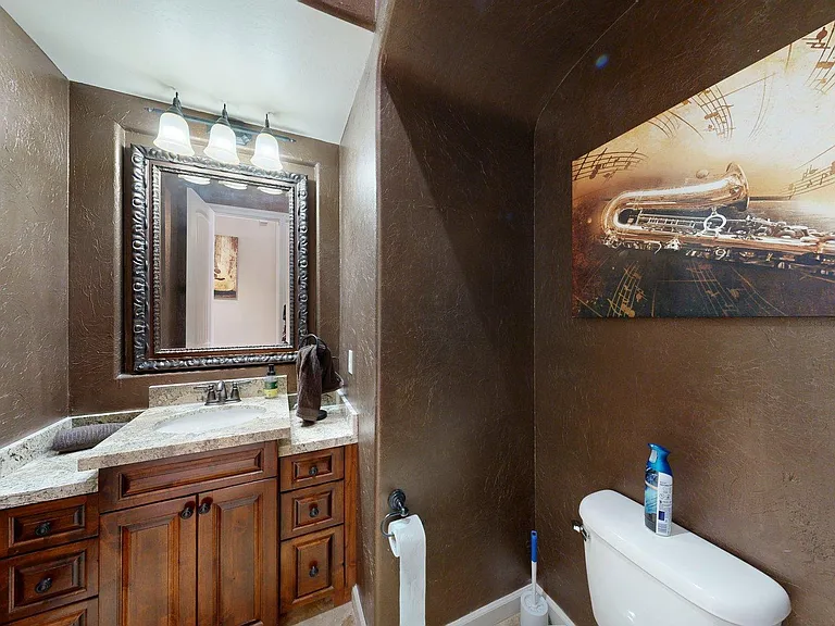 8724 E Regina Cir — Photo 39