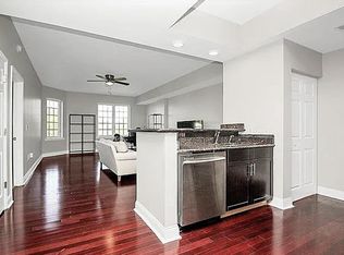 300 W 5th St APT 102, Charlotte, NC 28202