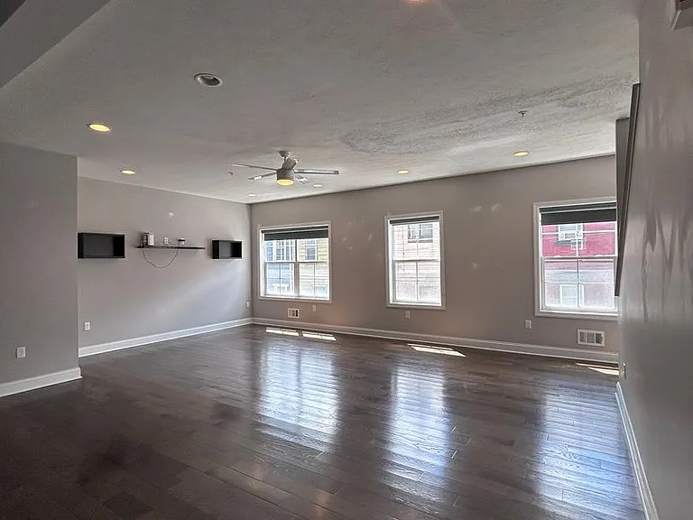 826 Spring Garden Ave — Photo 21
