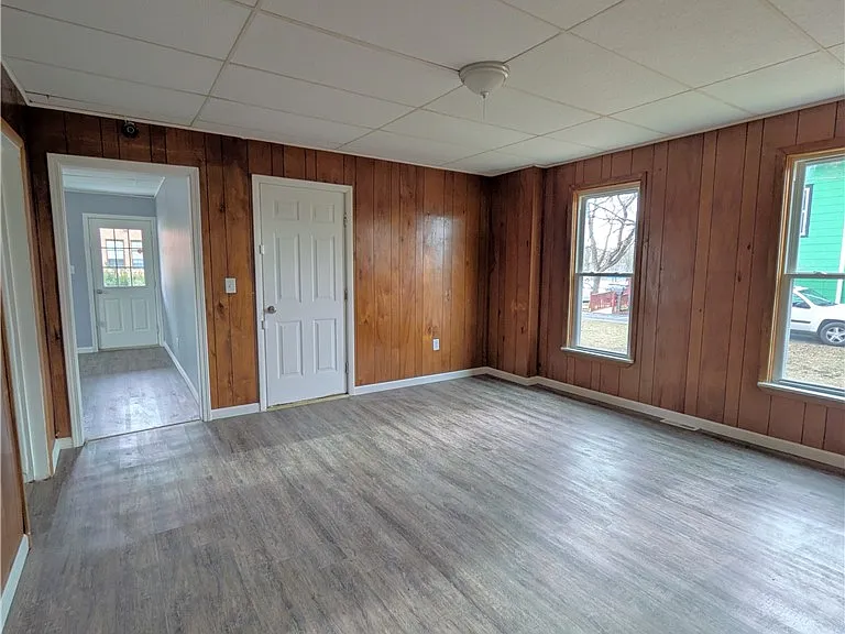 315 Sullivan St — Photo 9