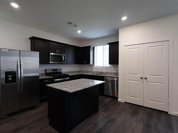 3rd image of 15357 Dapple Bluff Ln