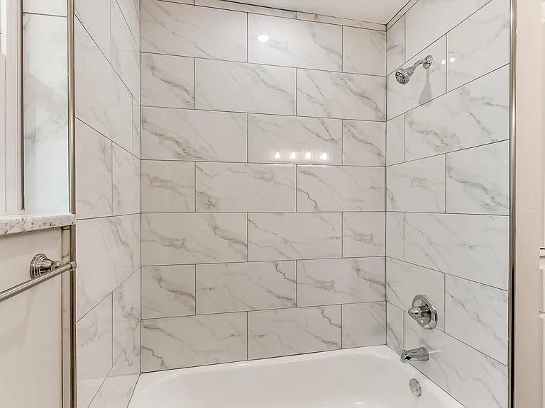 1314 Sycamore St — Photo 17