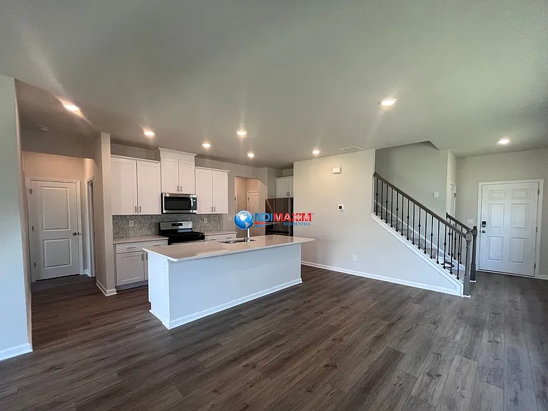 4738 Red Lion Pl — Photo 5