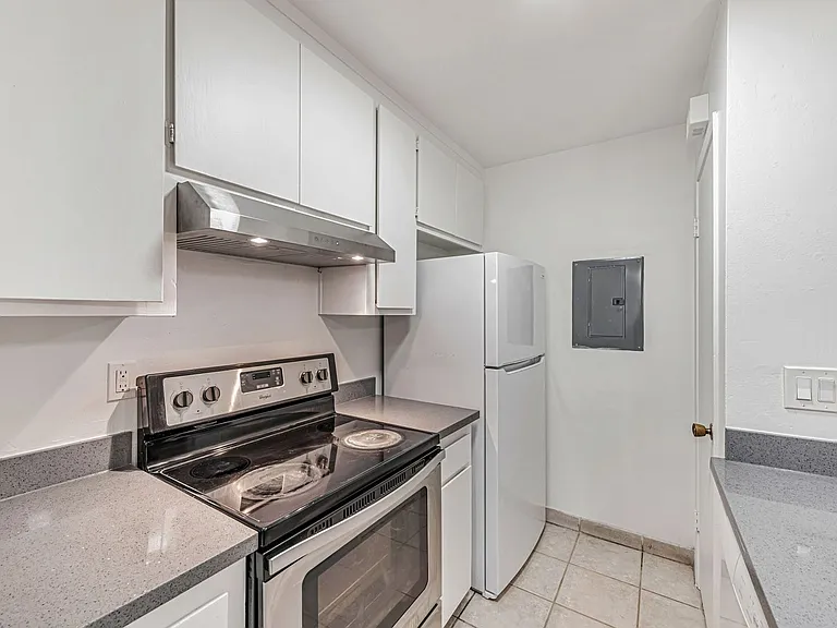 1359 Shawn Dr #2 — Photo 12