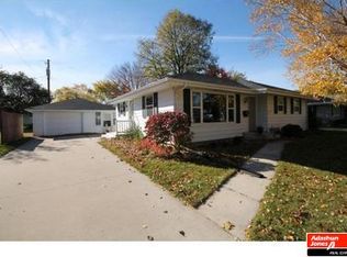 49 N Saint Josephs Ln, Fond Du Lac, WI 54935