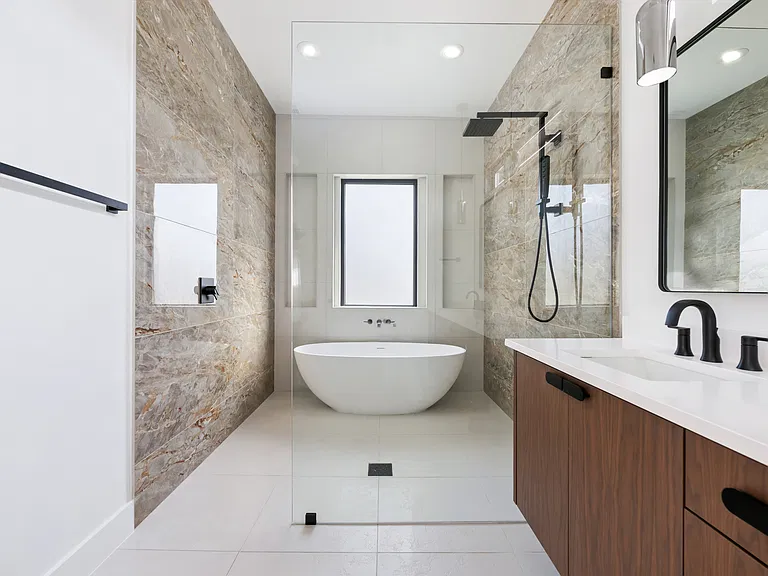 13701 Montview Dr — Photo 6