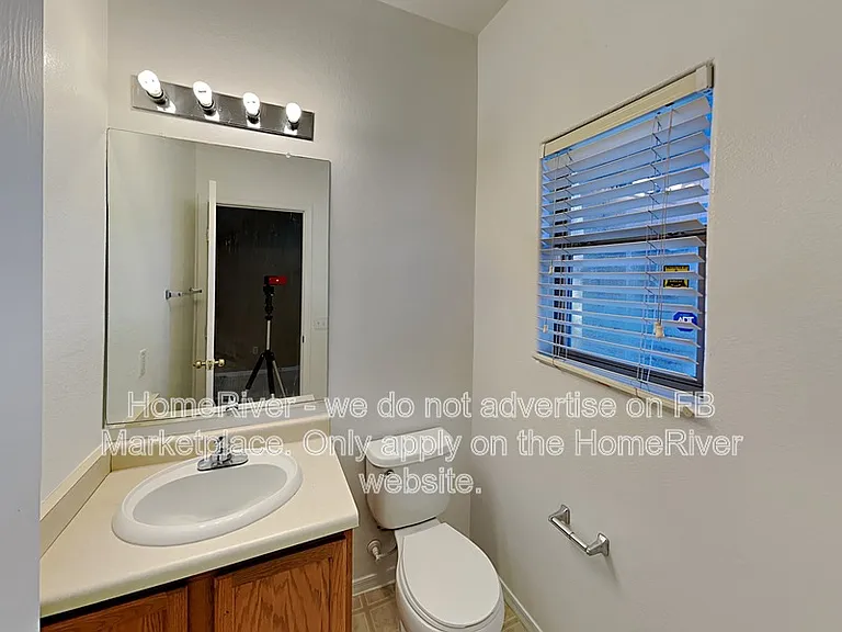 6435 W Sophie Ln — Photo 18