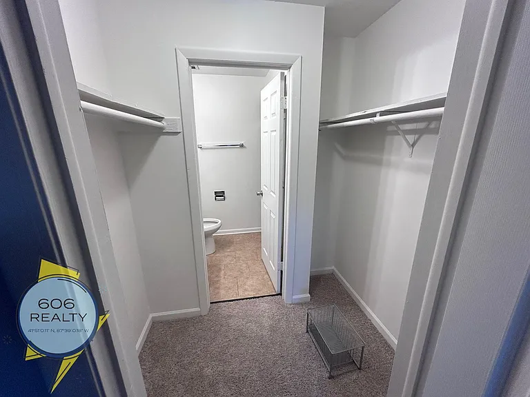 Kenilworth Tower - Heart of Oak Park! — Photo 12
