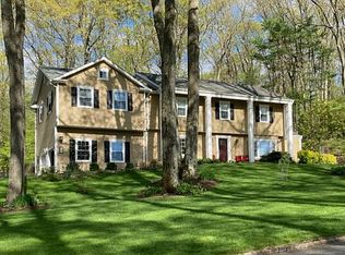 24 Corn Hill Dr, Morristown, NJ