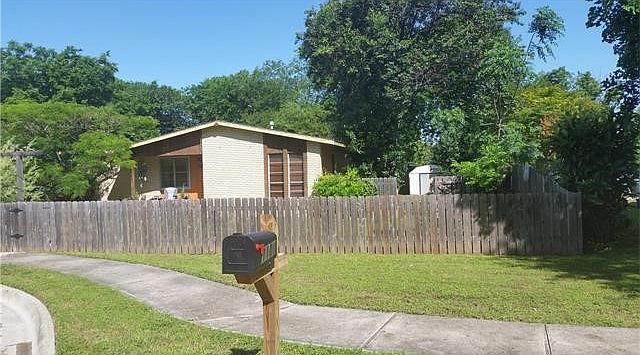 1st image of 1101 Barbara Dr