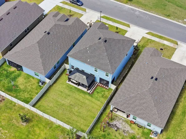 1055 Kylar Dr NW, Palm Bay, FL 32907