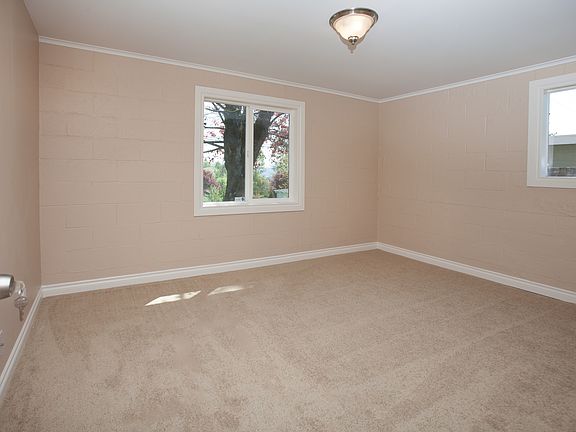 5th image of 17001 51st Ave S